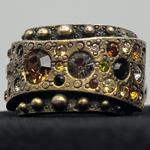 Vintage PATRICIA LOCKE , Jeweled Cuff Style, Clip Earrings. - Picture 7 of 9